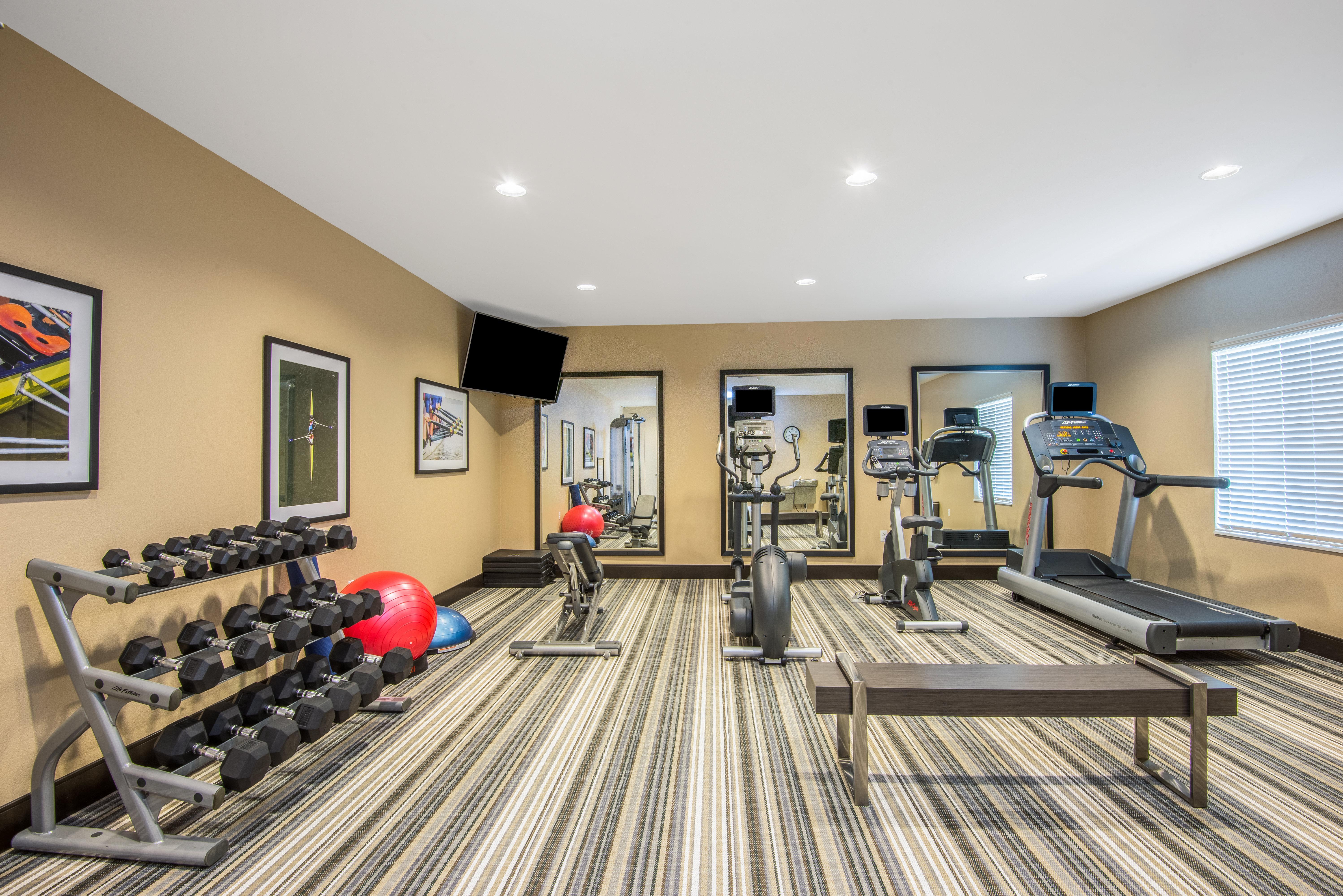 Candlewood Suites Columbia Hwy 63 & I-70 By Ihg Екстер'єр фото